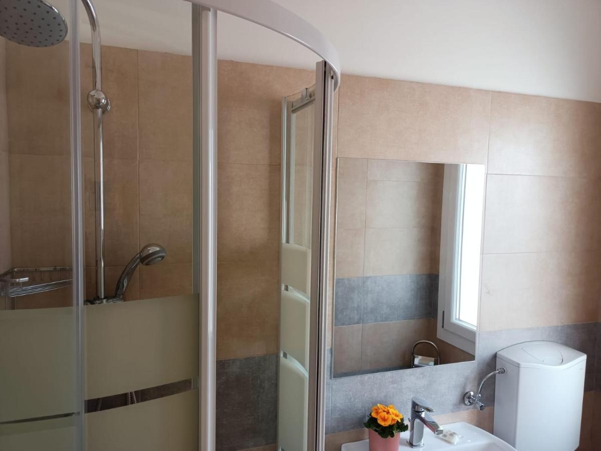 Arcobaleno Room Venezia Mestre Exterior foto